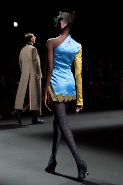 Look 217